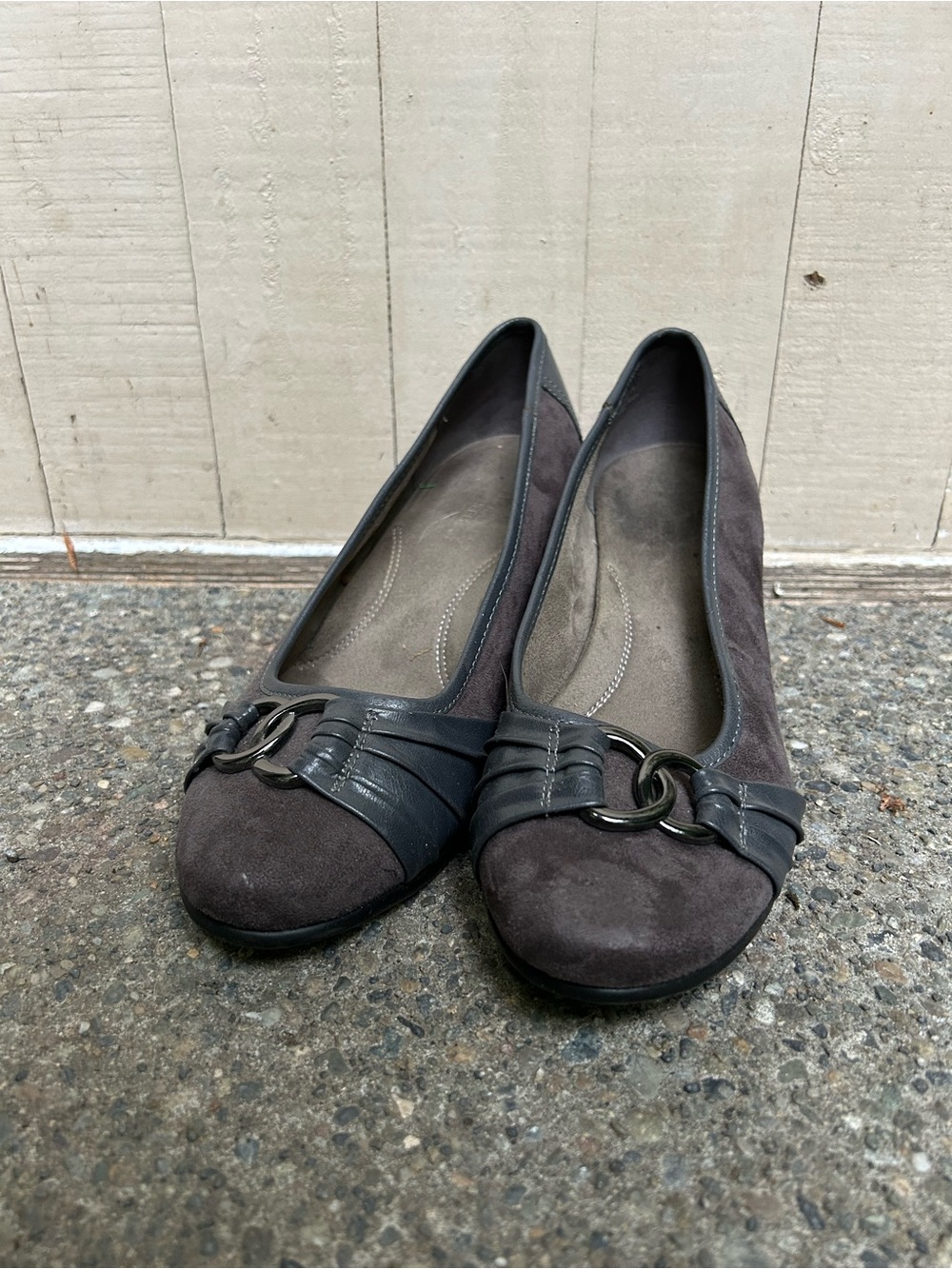 Kitten Heels with Ring Buckle - Gray